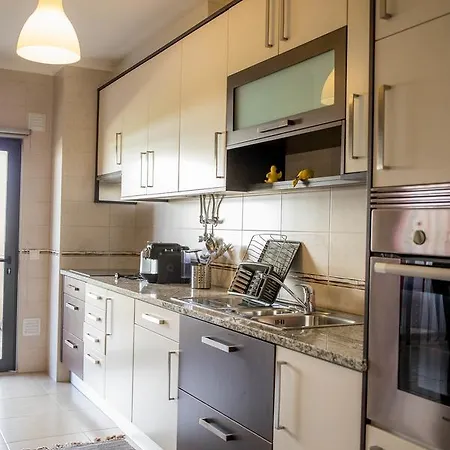 B13 - Marina Condominium Appartamento