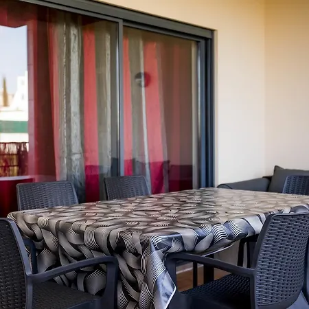 Lägenhet B13 - Marina Condominium *